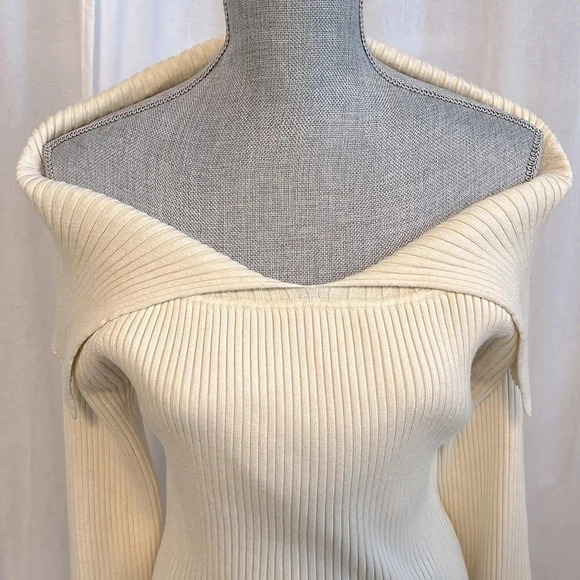 NWOT ENDLESS ROSE Ribbed Sweater Off The Shoulder Cream, Size L - Picture 6 of 14